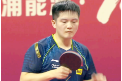 2021国乒热身赛乒乓球比赛决赛：樊振东4-0横扫马龙获得冠军